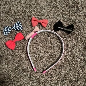 Headband with changeable bows